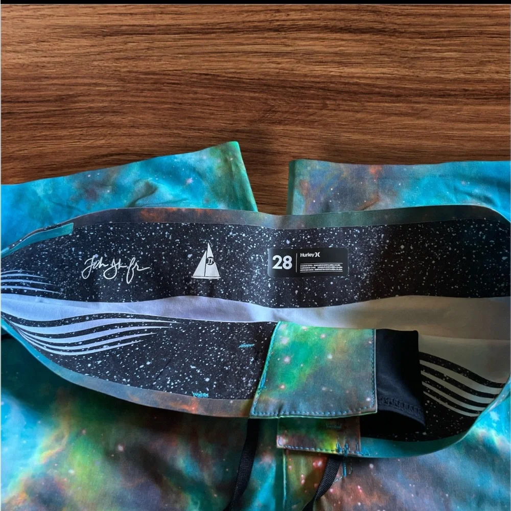 HURLEY JJF III NEBULA PHANTOM BOARD SHORTS 28 EUC Like New